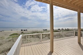 Ocean Front Beach  Walking Distance To Flagler 4 Bedroom Home by RedAw