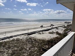 Ocean Front Beach  Walking Distance To Flagler 4 Bedroom Home by RedAw