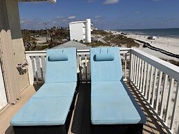 Ocean Front Beach  Walking Distance To Flagler 4 Bedroom Home by RedAw