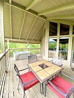 Riverview 1 Bedroom Cabin by RedAwning