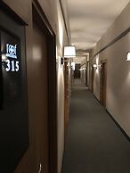 Roof 264 Hotel and Suites