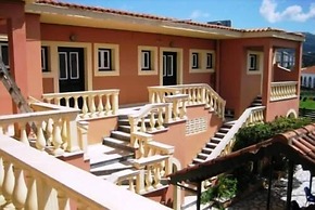 Makris Apartments