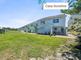 Casa Sunshine - 2 Br townhouse by RedAwning