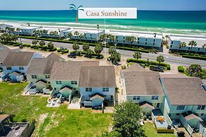 Casa Sunshine - 2 Br townhouse by RedAwning