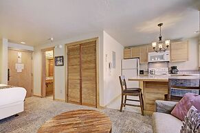 Stay Slopeside At Peak 9, Cozy Studio Steps To Apres& Dining Studio Be