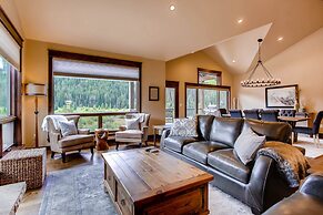 New 3bdr Luxury /sleeps 10 W Fireplace & Mountain Views 3 Bedroom Town