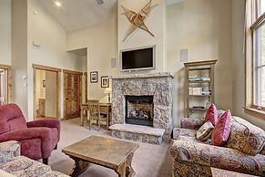 Soaring Ceilings + Mins To Gondola/apres-ski - 2br Sleeps 6 2 Bedroom 