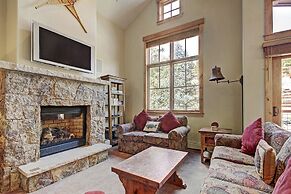Soaring Ceilings + Mins To Gondola/apres-ski - 2br Sleeps 6 2 Bedroom 