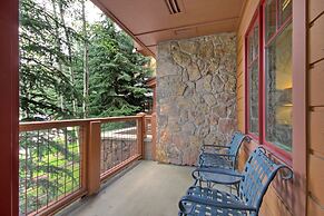Refined  With Sunny Views 2 Blocks To Downtown Breck 1 Bedroom Condo b