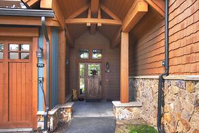 2br 2ba Winter  Walk To Historic Downtown + Gondola 2 Bedroom Townhous