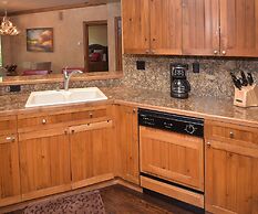 Ski In/out Lodge With Private Lifts, 2br 2ba Next To Golf 2 Bedroom Co