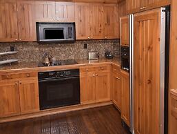 Ski In/out Lodge With Private Lifts, 2br 2ba Next To Golf 2 Bedroom Co