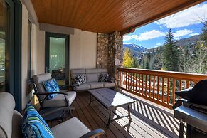 Ski-in/ Ski-out 3br 3.5ba Forest + Mountain Views Sleeps 8 3 Bedroom C