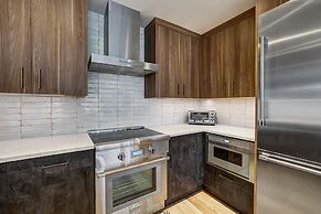 Ski-in/ Ski-out 3br 3.5ba Forest + Mountain Views Sleeps 8 3 Bedroom C