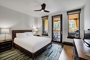 Ski-in/ Ski-out 3br 3.5ba Forest + Mountain Views Sleeps 8 3 Bedroom C