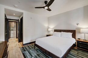 Ski-in/ Ski-out 3br 3.5ba Forest + Mountain Views Sleeps 8 3 Bedroom C