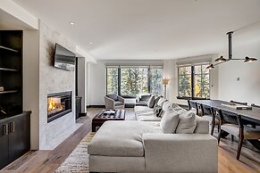 Ski-in/ Ski-out 3br 3.5ba Forest + Mountain Views Sleeps 8 3 Bedroom C