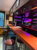 Le Cocktail Bar