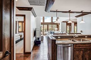 3 BR Ritz-Carlton Residence with Valley Views by RedAwning - Save 20% 