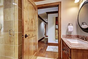 Ritz Carlton Residence Spacious with Valley Views by RedAwning - Save 