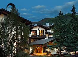 Book By 11/1- Rustic Mountain View 2br - Lodge At Vail 2 Bedroom Condo