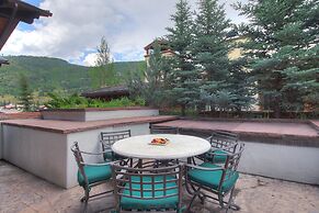 Rustic Mountain View 2Bedroom Condo- Lodge at Vail by RedAwning - Save