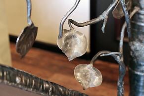 Rustic Mountain View 2Bedroom Condo- Lodge at Vail by RedAwning - Save