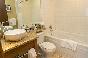 Comfort and Convenience in this Spacious Unit by RedAwning - Save 20% 