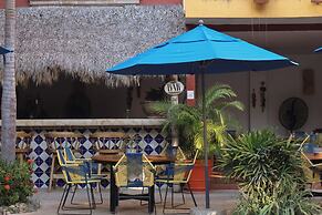 Casa Lotería -Pueblito Sayulita- Colorful, Family and Relax Experience