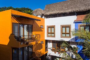 Casa Lotería -Pueblito Sayulita- Colorful, Family and Relax Experience