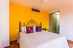 Casa Lotería -Pueblito Sayulita- Colorful, Family and Relax Experience