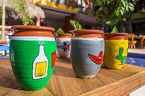 Casa Lotería -Pueblito Sayulita- Colorful, Family and Relax Experience