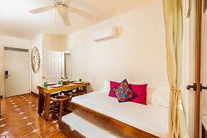 Casa Lotería -Pueblito Sayulita- Colorful, Family and Relax Experience