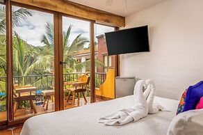 Casa Lotería -Pueblito Sayulita- Colorful, Family and Relax Experience