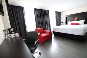 Best Western Plus Metepec & Suites