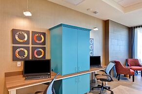 Home2 Suites by Hilton Palmdale, CA