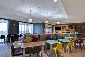 Home2 Suites by Hilton Palmdale, CA