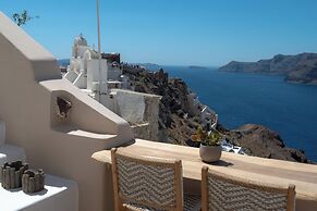 Nano Oia Villas