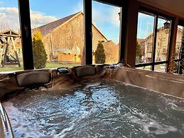Casa Dives, Transylvania