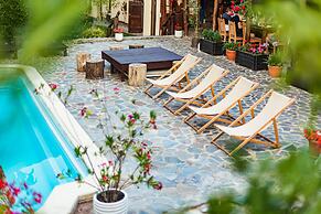 Casa Dives, Transylvania