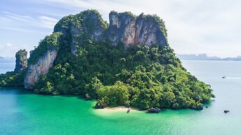 9 Hornbills Tented Camp