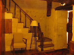 Serenity Cave Suites