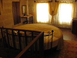 Serenity Cave Suites