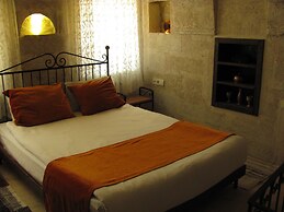 Serenity Cave Suites