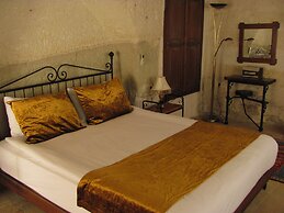 Serenity Cave Suites