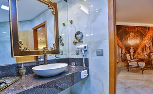 Golden Lis Hotel Boutique