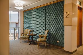 Golden Lis Hotel Boutique