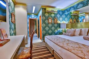 Golden Lis Hotel Boutique