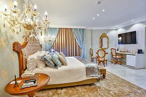 Golden Lis Hotel Boutique