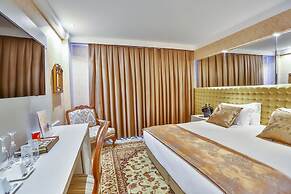 Golden Lis Hotel Boutique